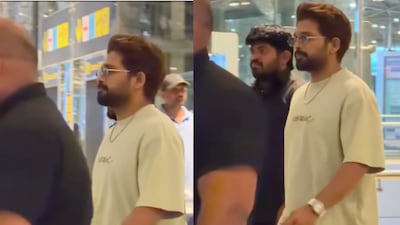  Allu Arjun wore a beige T-shirt paired with light blue denim jeans.  (Photo Credit: Instagram)