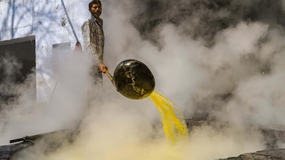 Jaggery is sometimes mixed with things like washing powder or baking soda. 