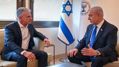 Mossad head David Barnea (Left) , Israel Prime Minister Benjamin Netanyahu (Right)