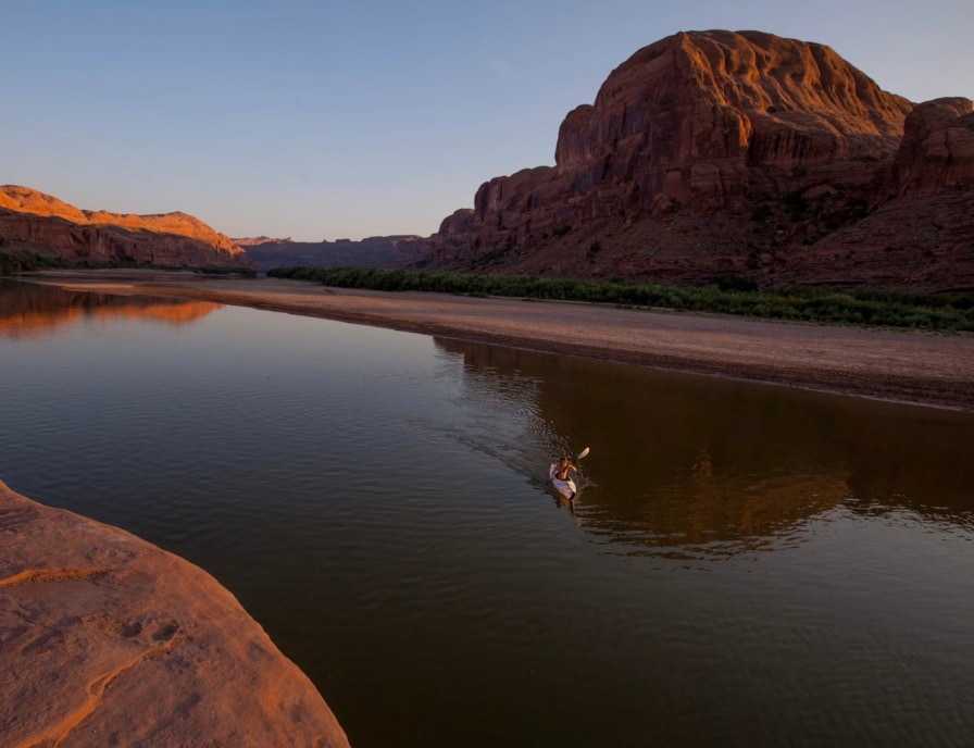 Ecologically, rivers are the most diverse habitats on Earth relative to their size. Although freshwater covers less than 1% of the Earth's surface, it supports more than 10% of all known animals and about 40% of all fish species. Rivers act as biological corridors, allowing for the migration of species and the dispersal of seeds. Ecologically, rivers are the most diverse habitats on Earth relative to their size. Although freshwater covers less than 1% of the Earth's surface, it supports more than 10% of all known animals and about 40% of all fish species. Rivers act as biological corridors, allowing for the migration of species and the dispersal of seeds.
