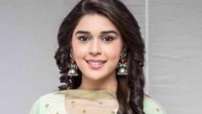 Bigg Boss 18 star Eisha Singh apologises to fans after hinting at a disappointing incident involving alleged disrespectful behaviour from someone in her team.