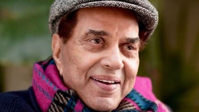 Fans express disappointment as Dharmendra is snubbed from the Oscars 2026 In Memoriam segment.