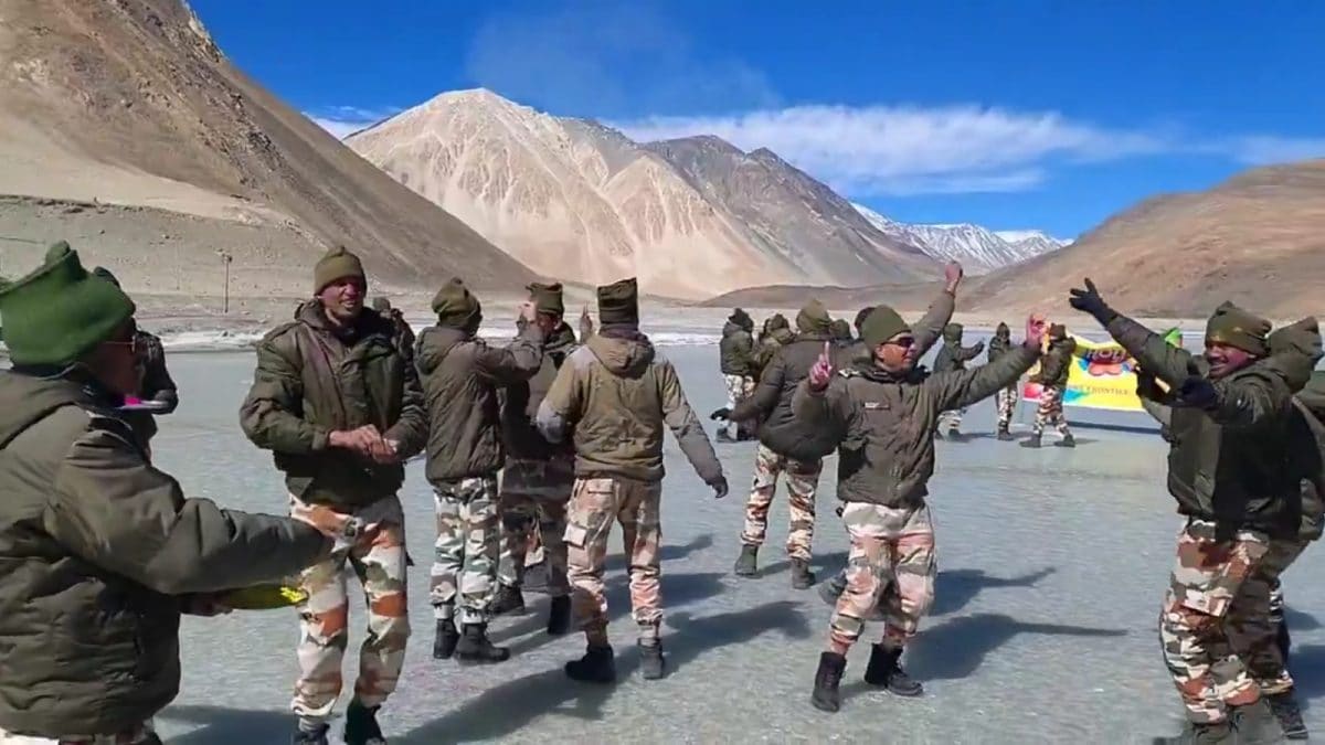 Holi At 14,300 Feet: ITBP Celebrates Festival Of Colours With Villagers Near Pangong Lake | Watch
