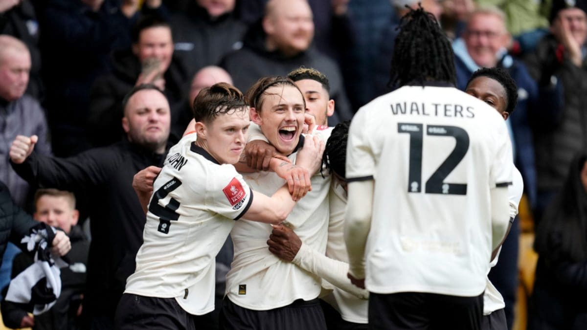 First Time In 72 Years! Port Vale Dump Out Sunderland In FA Cup Upset To Reach Quarterfinal