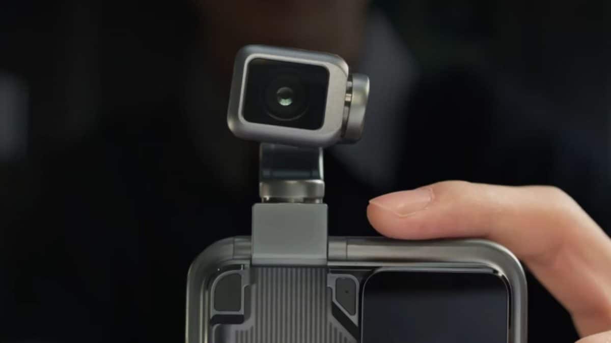 MWC 2026: Honor Robot Phone With 200MP Gimbal Camera To Launch This Year