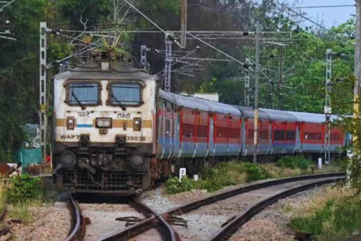 Train Travel Alert: Key Services Cancelled Till May 5; Check Full List Before Booking