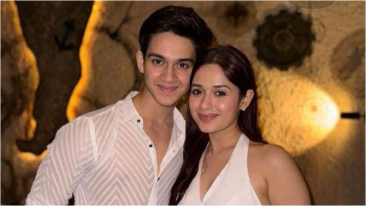Jannat Zubair, Brother Ayaan Assaulted And Chased On Highway; Her Team Shares Update: ‘They Are Safe Now’ | Television News