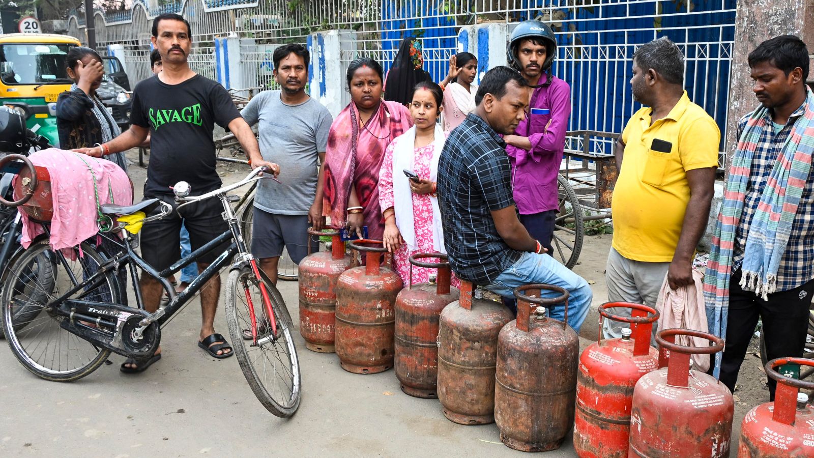 What is the Ministry’s Clarification on e-KYC for LPG Users