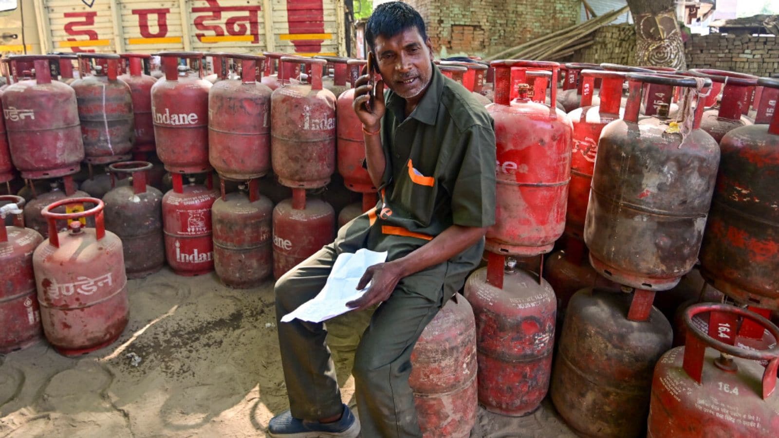 LPG Cylinder Prices Today After Hike: Check Rates In Delhi, Mumbai, Bengaluru From May 1