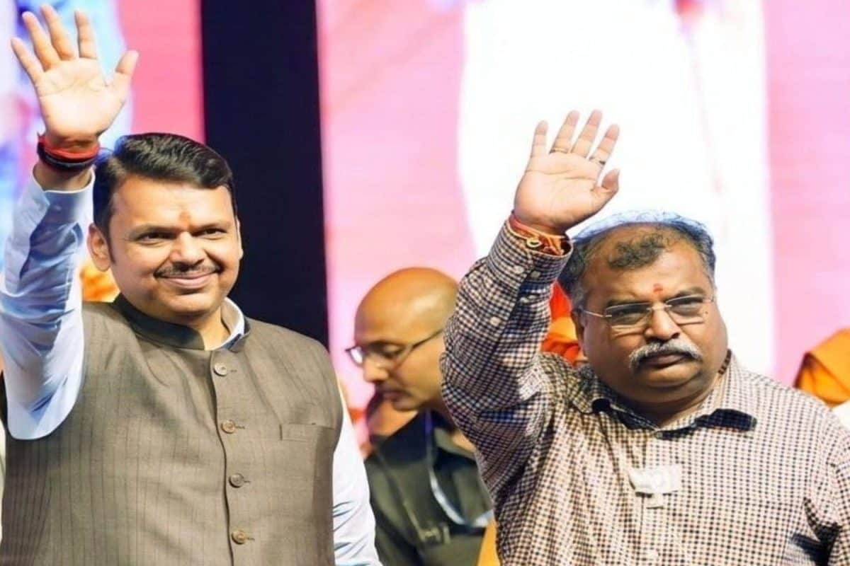 500 Maharashtrian Tourists Return From Dubai As MahaHelpline Steps In Amid Flight Disruptions