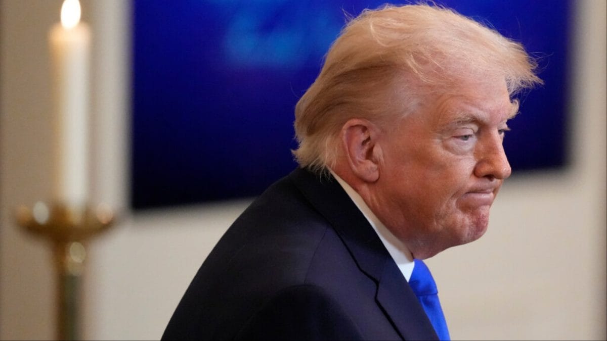 Trump's Net Approval Rating Falls To Minus 17, Lowest Recorded For Any US President