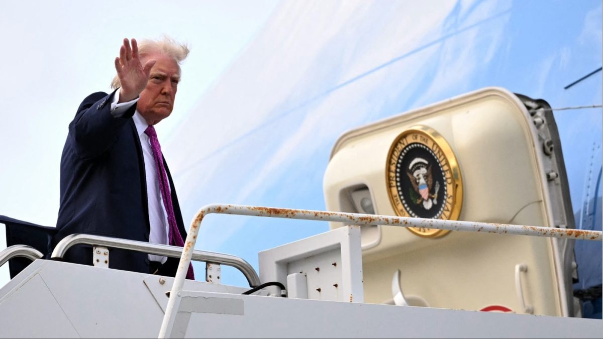 Donald Trump Tells Aides He's Willing To End Iran War Even If Strait Of Hormuz Remains Closed