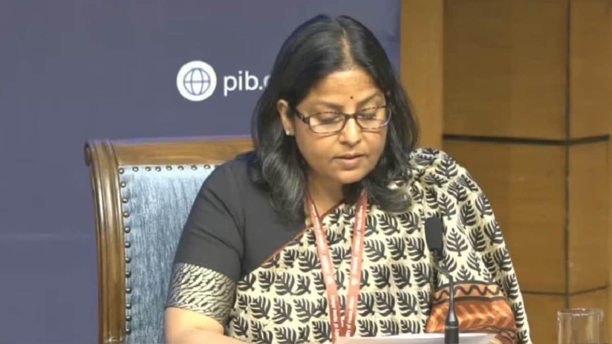 Oil Ministry Says Some Commercial LPG Cylinders To Be Released; States To Identify Beneficiaries