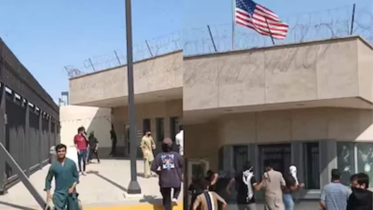 US Embassy Suspends Services In Pakistan After Violent Protests Over Khamenei’s Killing