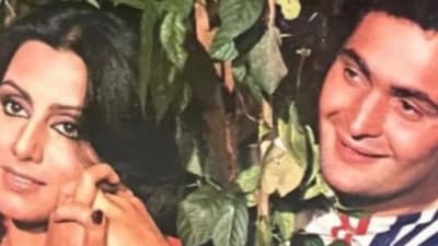 Neetu Kapoor Revisits Jhootha Kahin Ka Days, Shares An Old Photo With Rishi Kapoor