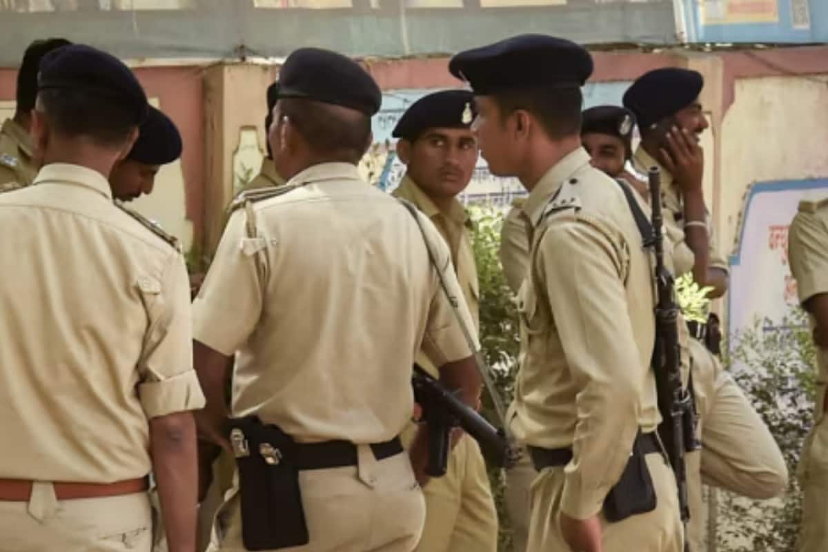 Gelatin Sticks Found Near PM Modi's Convoy Route On Bengaluru Outskirts; Suspect Detained