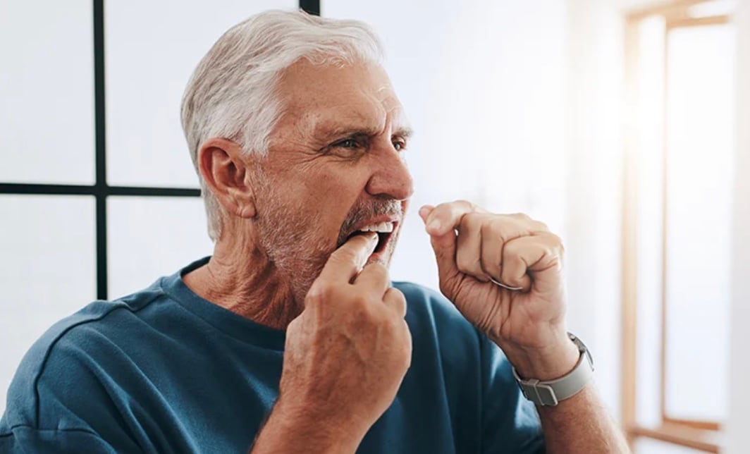 Preserves Cognitive Health: Emerging studies suggest a link between gum disease and cognitive decline. Oral bacteria may contribute to inflammation in the brain. Flossing helps reduce this risk by keeping harmful bacteria under control.