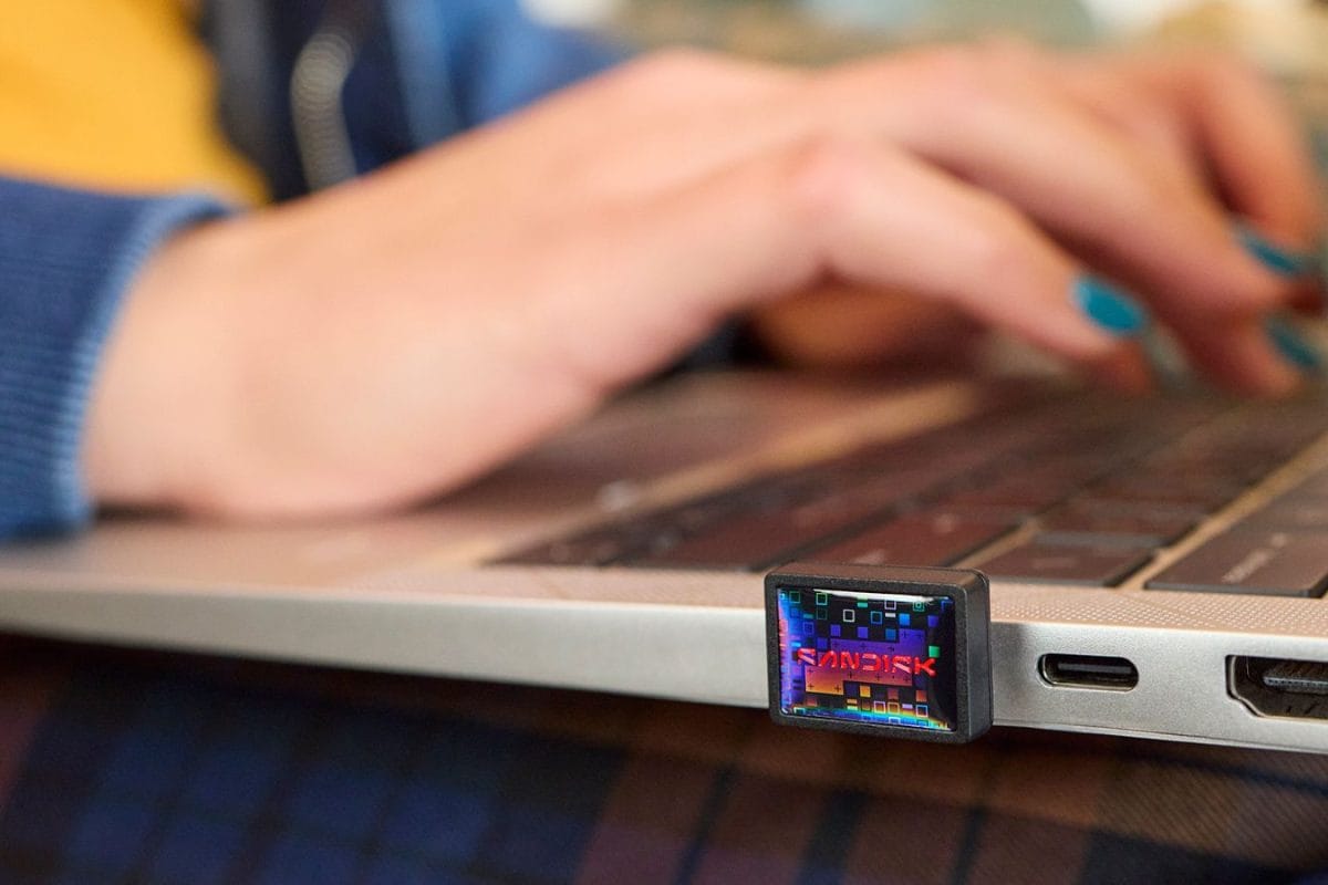 SanDisk Extreme Fit Compact USB C Drive Launched: Price, Features