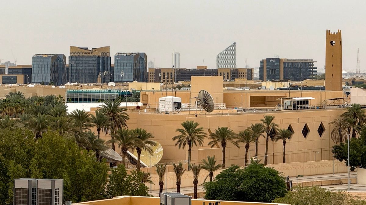 US Embassies in Middle East Close Amid Iran Retaliation After Strikes