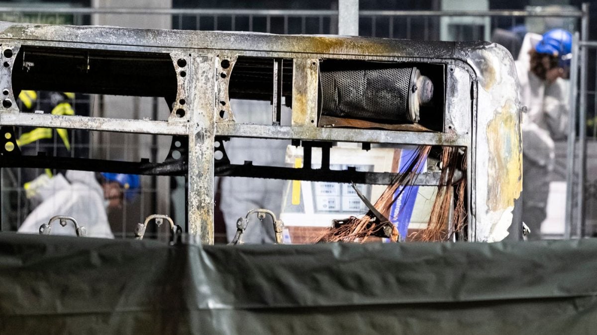 6 killed, Several Injured As Bus Catches Fire Near Swiss Capital, Authorities Probe Arson Angle