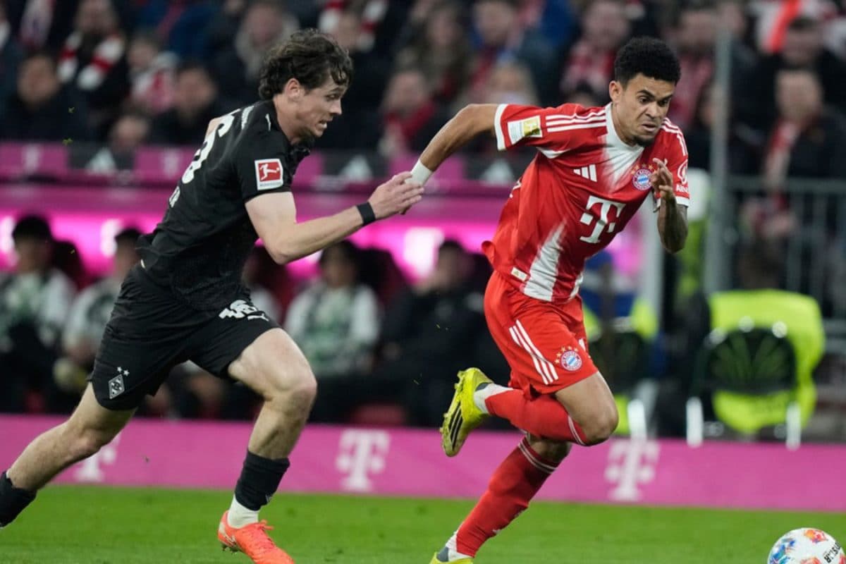 Bayern Munich Coast Past Borussia Moenchengladbach To Continue Title Charge!