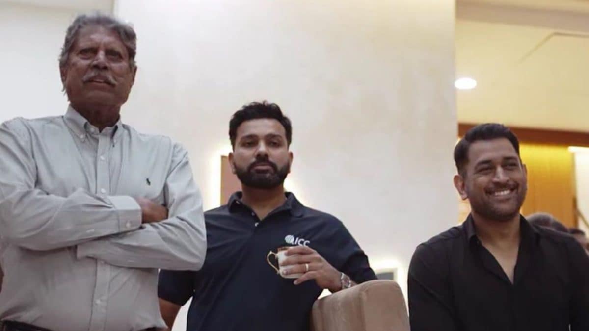 What A Frame Sir Ji! Kapil Dev, MS Dhoni, Rohit Sharma Revel In IND's Decimation Of NZ At Narendra Modi Stadium