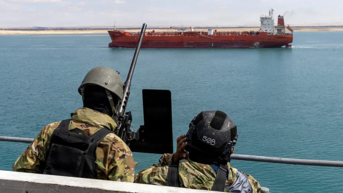 US-Israel-Iran War LIVE: Planes Seen Holding Near Dubai Airport, Flights Delayed; Explosions Rock Tehran Airport