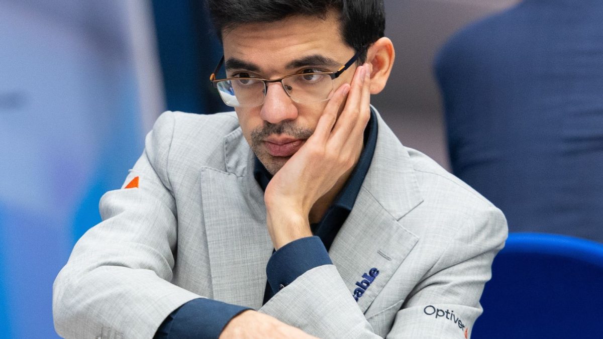 'Call Me A Weirdo': Anish Giri's Heartfelt Message For Viswanathan Anand Goes Viral