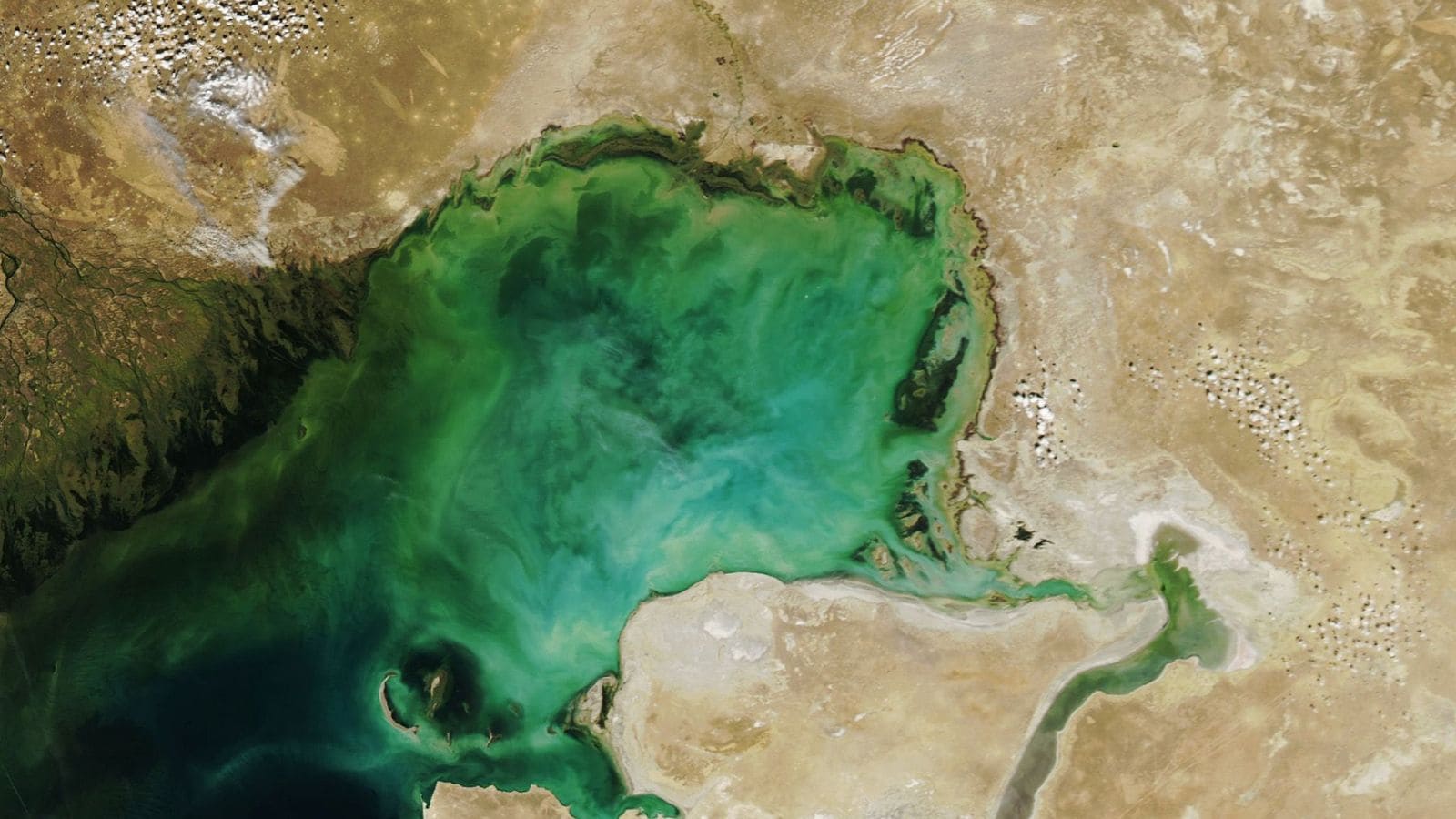 The world’s largest lake is called the Caspian Sea. The name often surprises people. Its water is salty, yet it is completely landlocked, which is why experts still classify it as a lake.