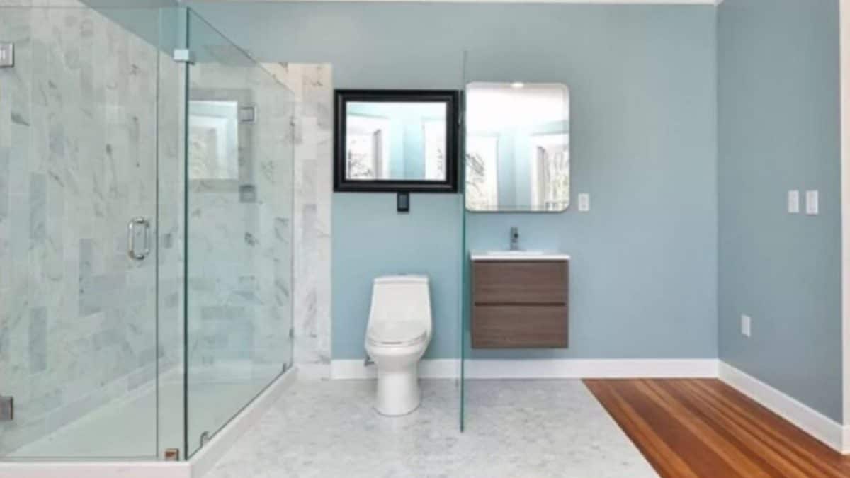 Easy Ways To Refresh Your Bathroom Without Breaking The Bank