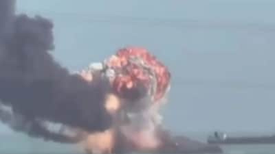 Video footage of the explosion at Shahid Soleimani-class missile corvette operated by the Islamic Revolutionary Guard Corps Navy (IRGCN). (OSNITdefender/X) 