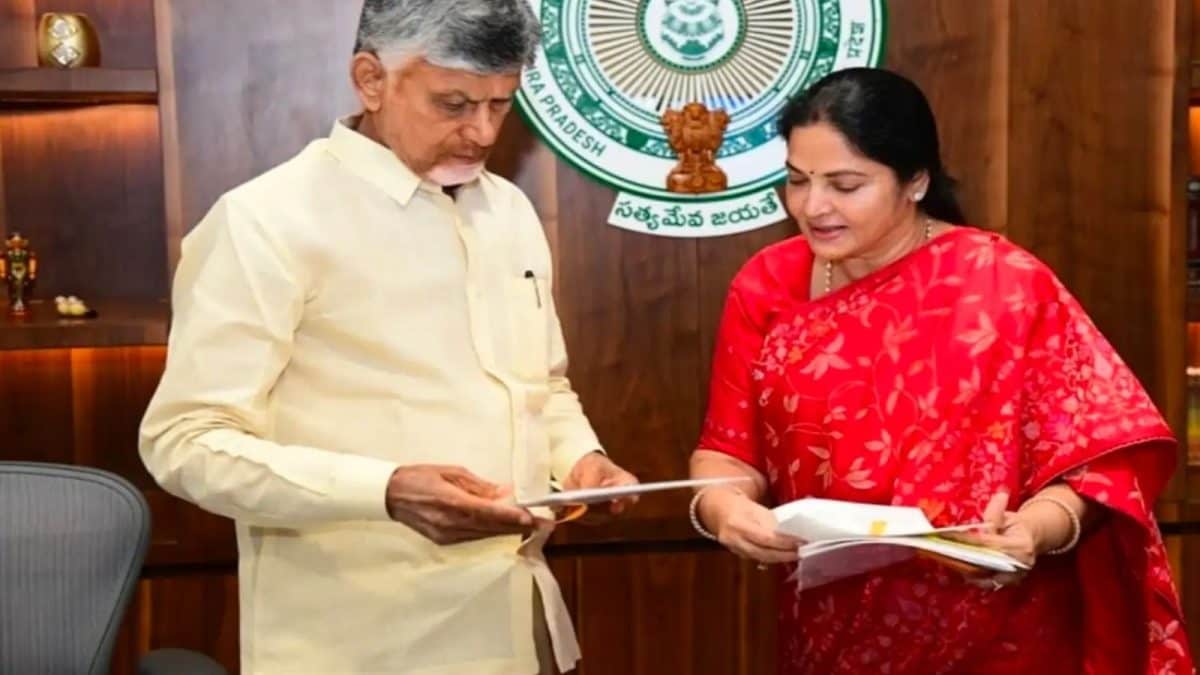 19 Luxury Cars! Did You Know India's Richest Woman MLA Is In Andhra Pradesh