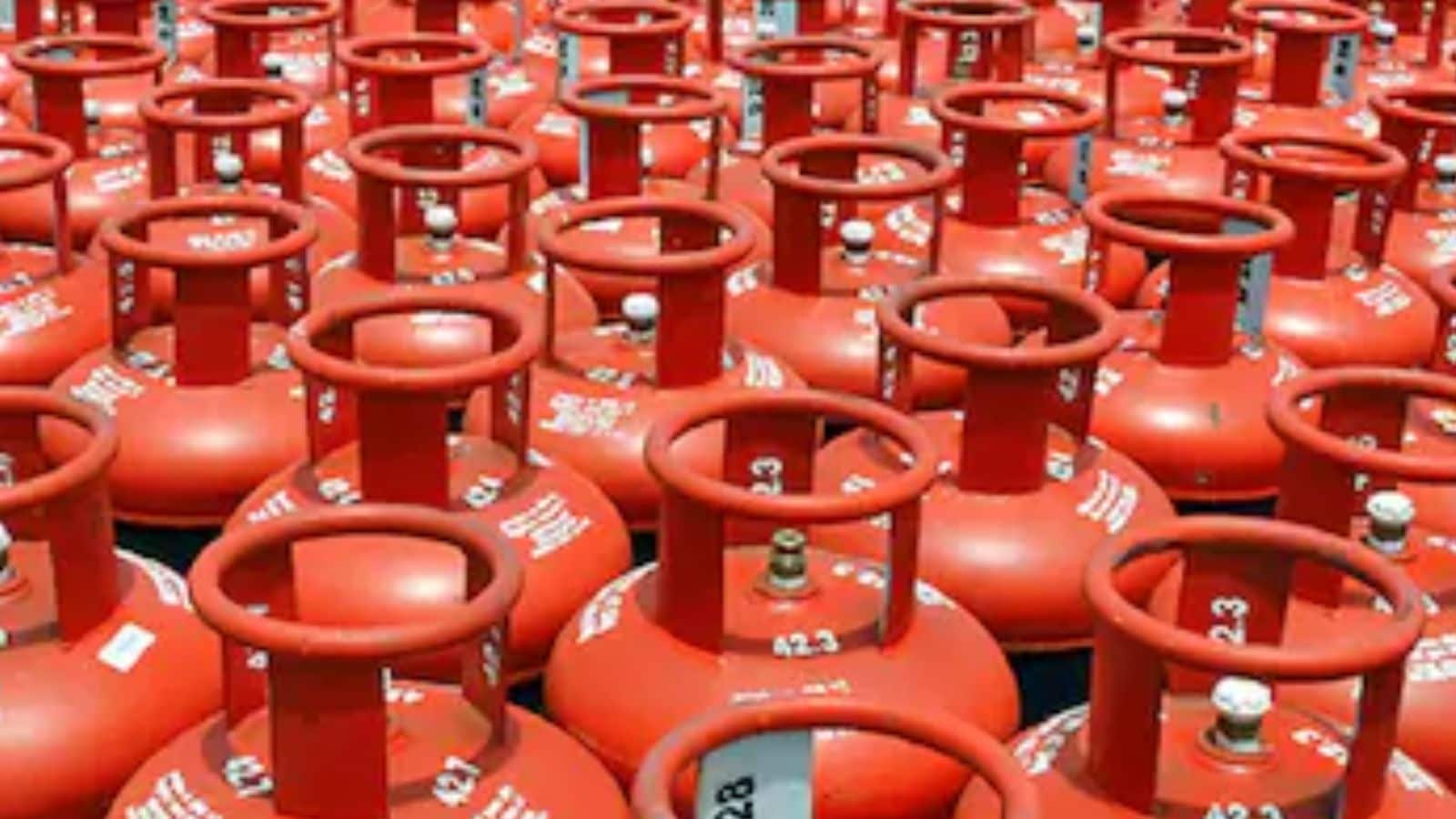  The Act regulates the production, distribution, price and trade of essential commodities required by the public. Under the aegis of this act, the government has ordered all oil refineries to increase LPG production to deal with the gas shortage amid the war situation prevailing in the Middle East countries. 