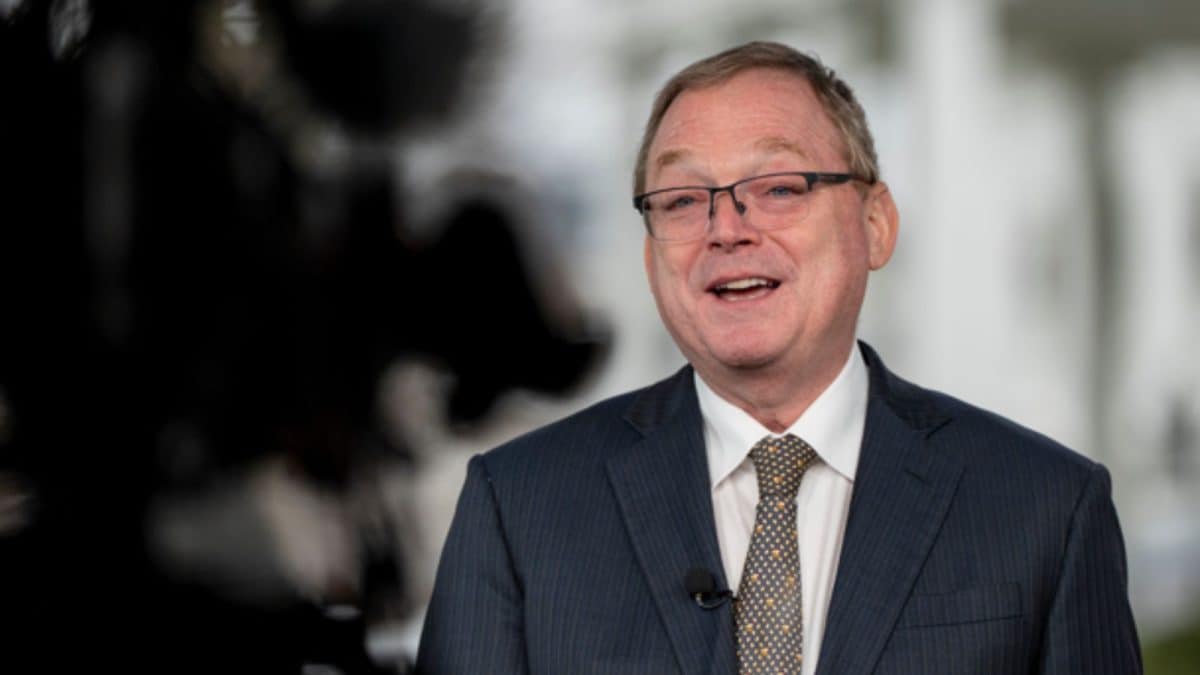 Tankers Have Started To 'Dribble Through' Hormuz: White House As Global Oil Markets Remain Volatile