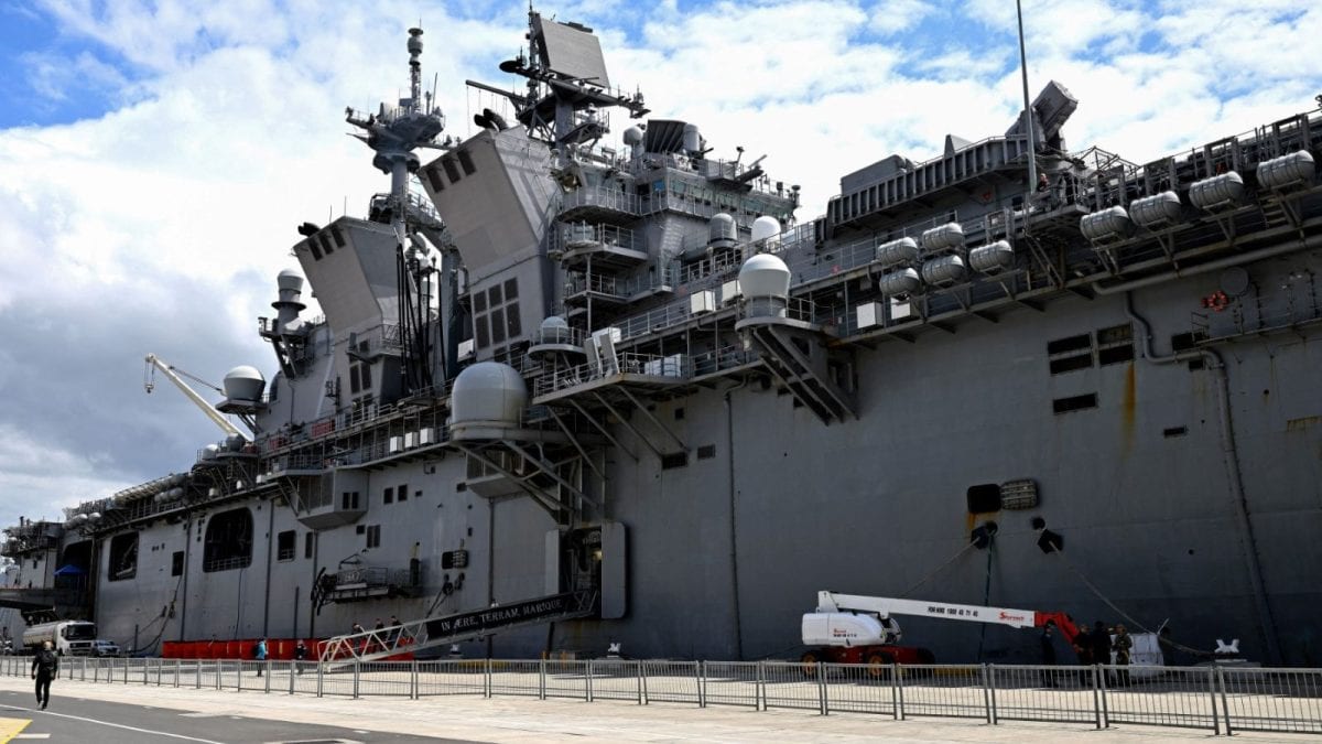 US Marines Going To West Asia? American Warship Tracked Off Singapore May Be Carrying Troops