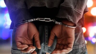 The accused had already booked tickets to Dubai and were planning to flee the country with the stolen cash. (Representative Image)