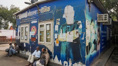 The audit report flagged that the Delhi government has not prepared any roadmap to increase health expenditure towards the 2.5% GSDP target. (Image: PTI/File)