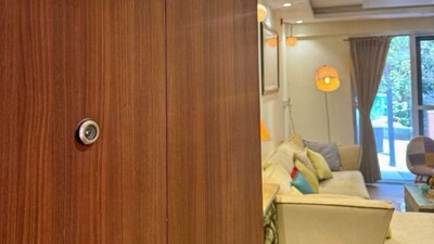 She urged every woman to fight for her own place like this. (Photo Credit: LinkedIn)