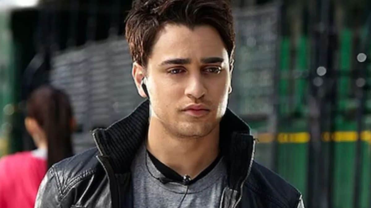 i-hate-luv-storys-to-delhi-belly-top-imran-khan-movies-bollywood