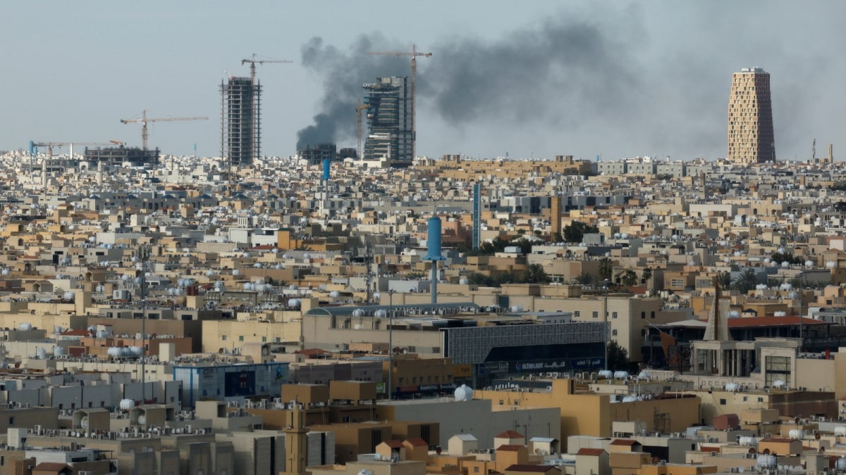 US-Israel-Iran War Live: UAE Air Defences Respond To Iran Missile, Drone Attack; Israel Strikes Military Targets 'Across Tehran'