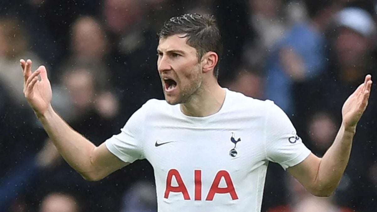 Tottenham Hotspur's Manager Hunt Takes Twist As Star Left-Back Enters Frame