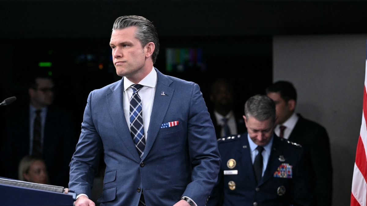 ‘Mullahs Are Desperate’: Pete Hegseth’s Biblical References Under Scrutiny Amid Iran War