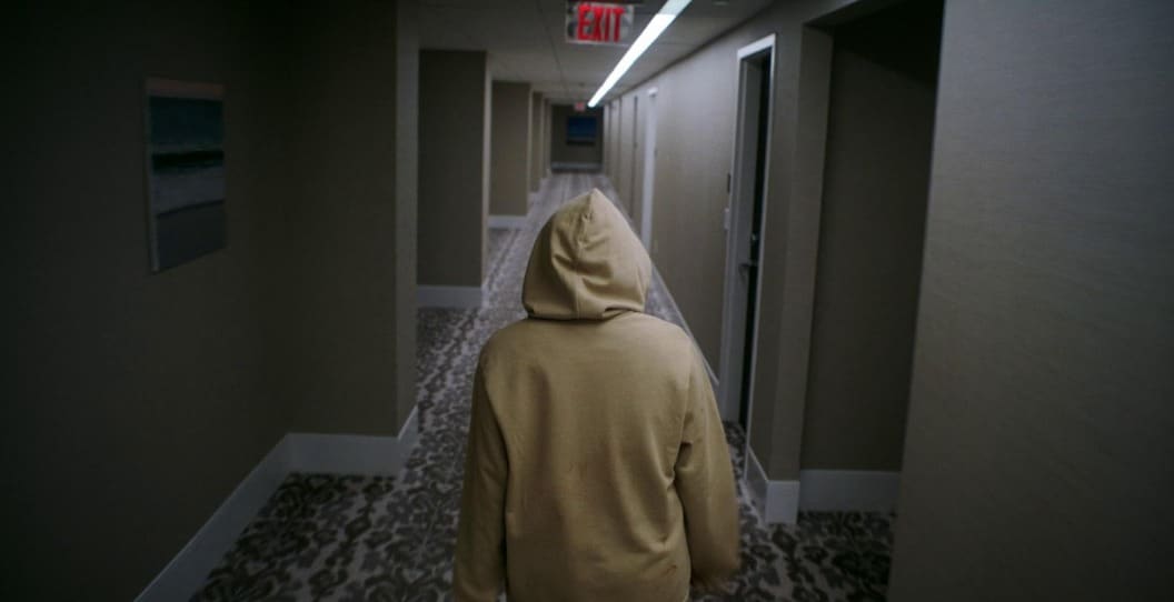 The film we are talking about is Smile 2, which is currently trending on Netflix. The film is a sequel to the 2022 film Smile and stars Naomi Scott, Rosemarie DeWitt, Miles Gutierrez-Riley, and Kyle Gallner in leading roles. Smile 2 had its theatrical release in October 2024 and received generally positive reviews from critics and audiences.
