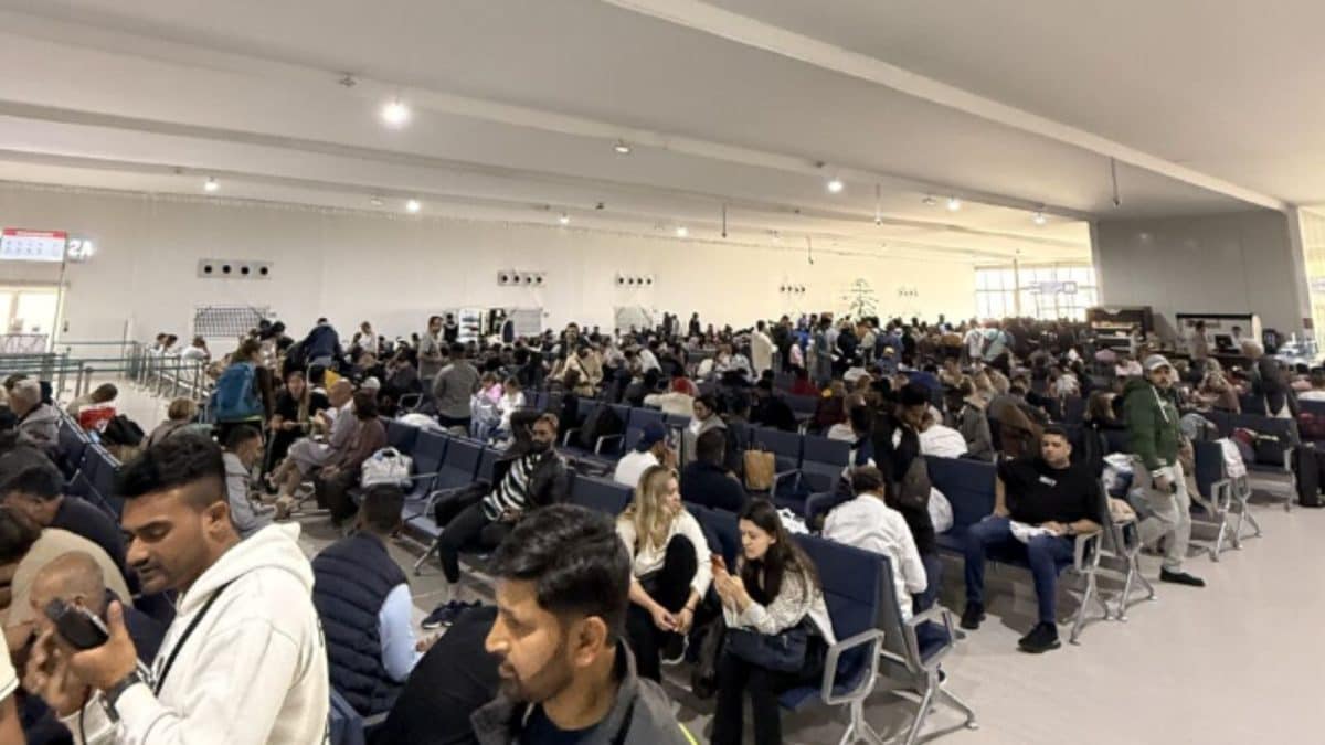 Iran–Israel War Travel Update: Emirates, Qatar Airways, Etihad Resume Flights As Airspace Reopens