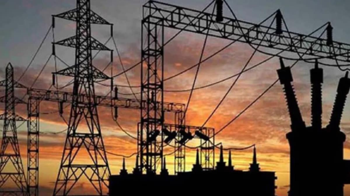 Pakistan Govt Acknowledges Seven Hours Of Power Outages Amid Middle East Crisis