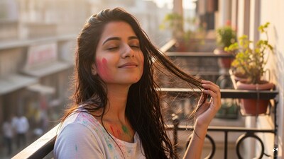Avoid Heat Styling: Avoid heat-styling tools like blow dryers, straighteners, or curling irons for a few days post-Holi. Let your hair air dry naturally to give your strands time to recover from the stress of chemicals, sun exposure, and rigorous festival play.