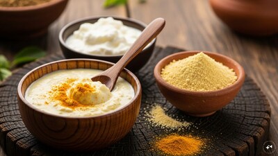 Besan and Curd: Mix two tablespoons of besan with one tablespoon of fresh curd and a pinch of turmeric. Besan acts as a mild exfoliant to scrub away pigments, while the lactic acid in curd deep-cleanses and softens your skin naturally.