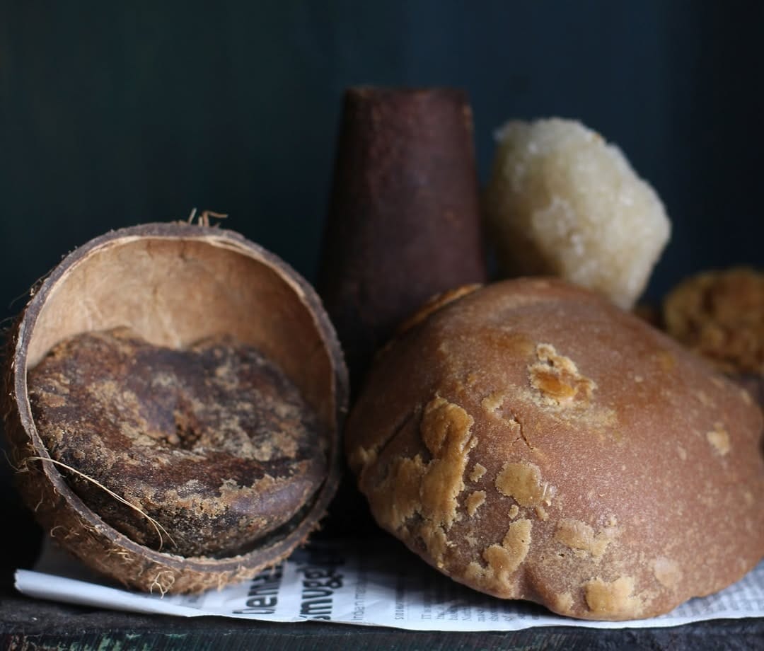 Jaggery is sometimes mixed with things like washing powder or baking soda, which lowers its quality. To help people check for this, the Food Safety and Standards Authority of India (FSSAI) has shared an easy home test to detect adulteration. 
