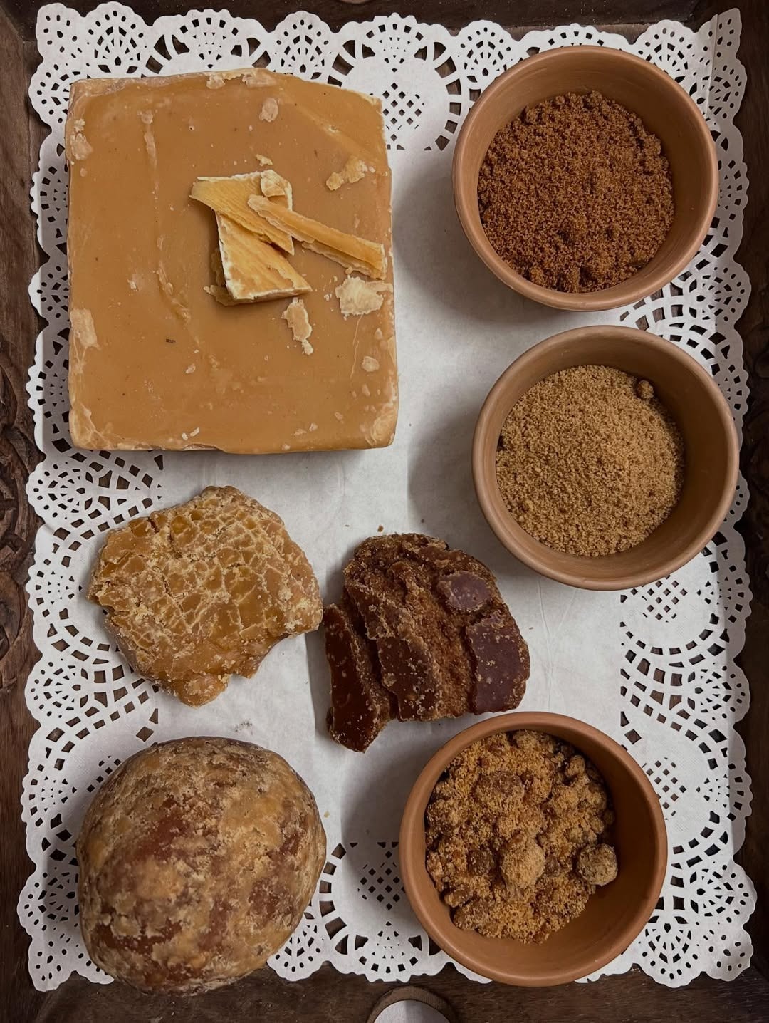 If you find jaggery that looks fake or has poor quality, you can report it to the authorities. Complaints can be made through FSSAI’s online portal, their mobile app or by contacting the local food safety department. 
