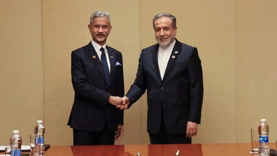 File image of India's External Affairs Minister S Jaishankar with his Iranian counterpart  Abbas Araghchi. (Image: PTI)